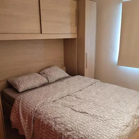 Chateau Tropezina 6b アパート